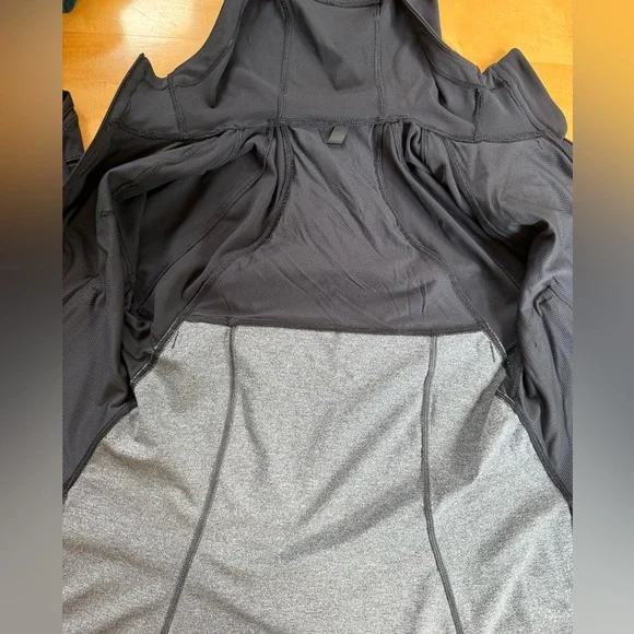 Lululemon Black And Grey Hooded Define Jacket - Picture 15 of 15